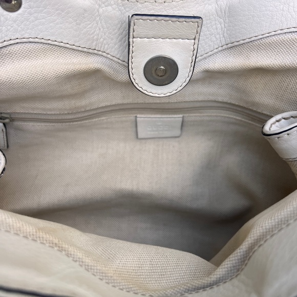 Gucci Woven Raffia Diamante Medium
Sukey Tote White - Picture 14 of 16